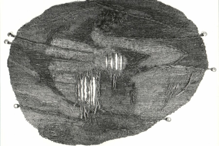 Soukromý svět 	Blanka Růžičková ak. malířka 	Autor fotografie: Josef Tichý, A. Fiap